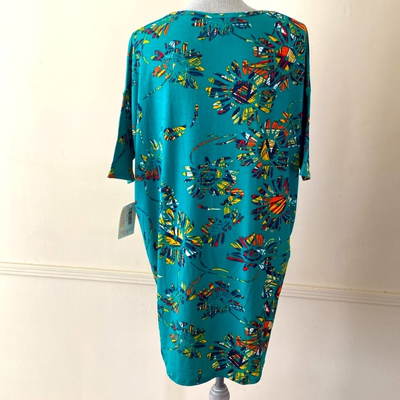 LuLaRoe “IRMA” HIGH-LOW TUNIC OVERSIZED TOP SIZE SMALL 🌟NWT🌟 - Picture 6 of 11